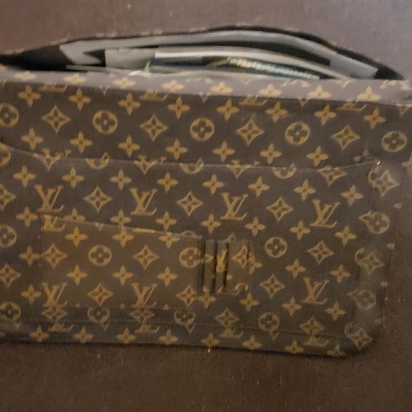 Louis Vuitton Document portfolio carrier - Picture 4 of 9